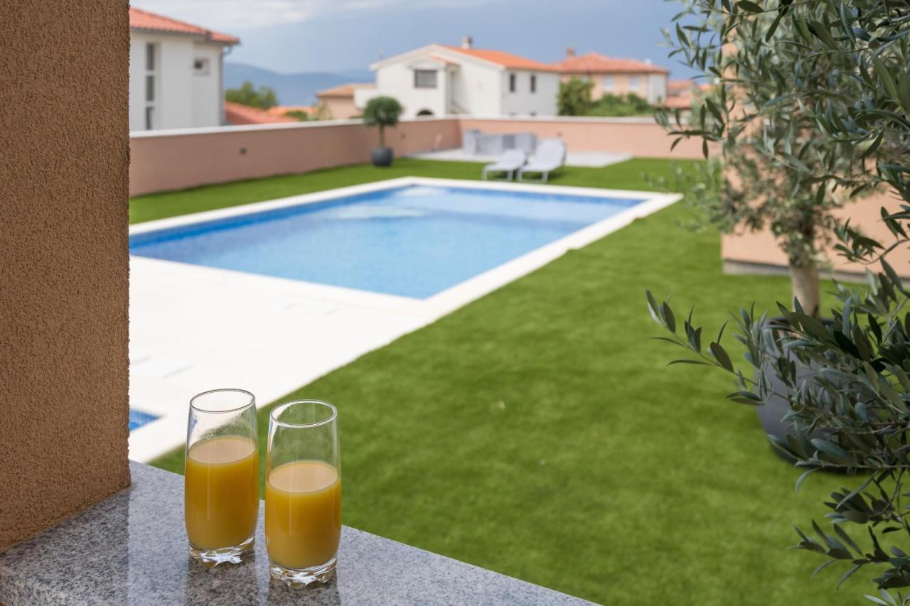 Apartmani Villa Ruby Linardići Esterno foto