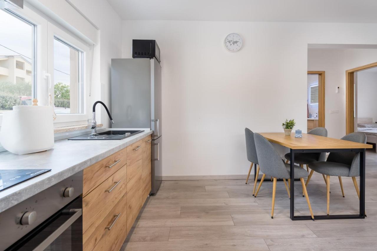 Apartmani Villa Ruby Linardići Esterno foto