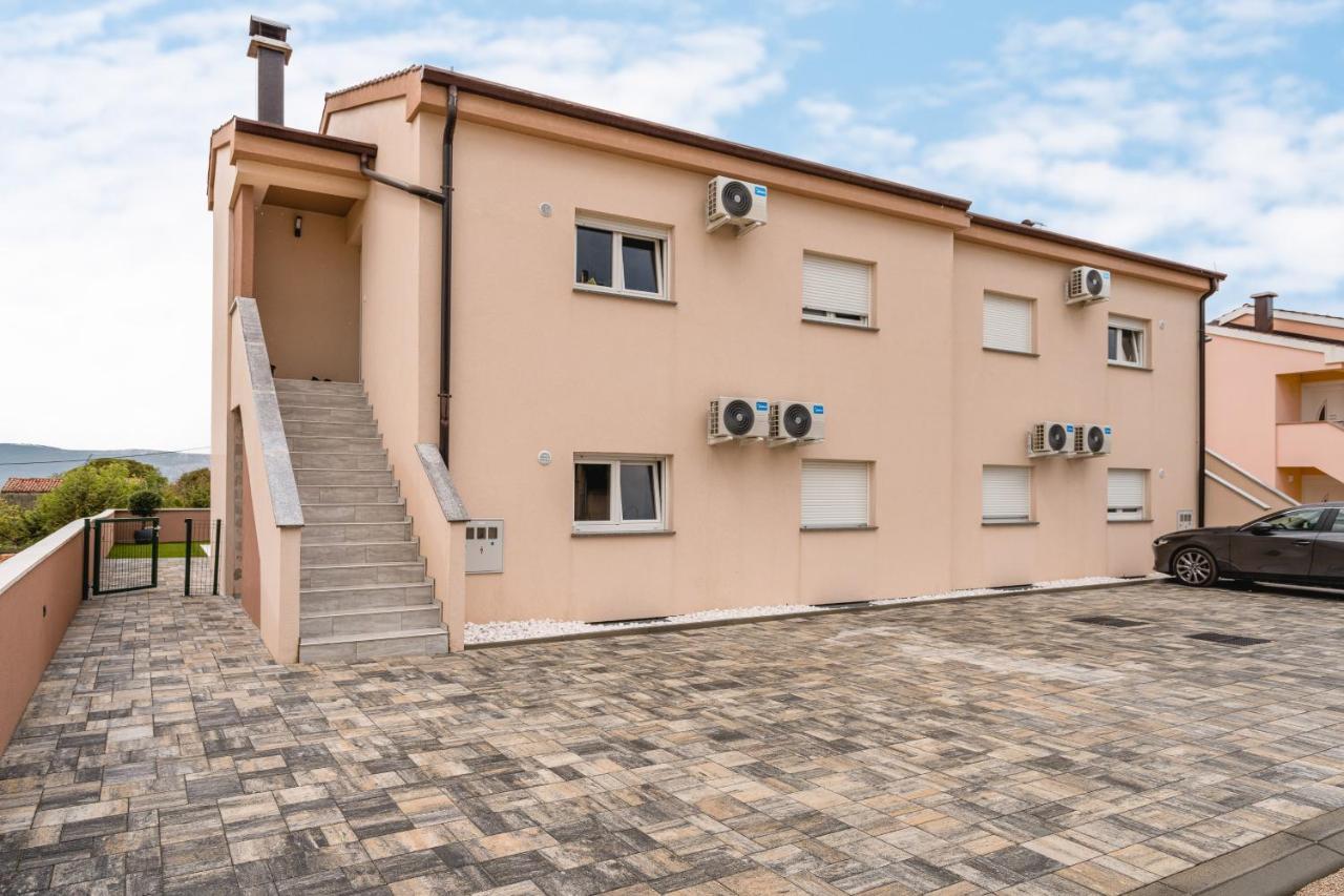 Apartmani Villa Ruby Linardići Esterno foto