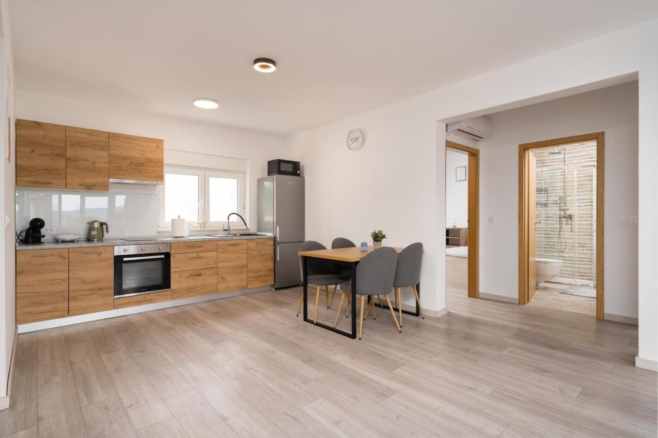Apartmani Villa Ruby Linardići Esterno foto