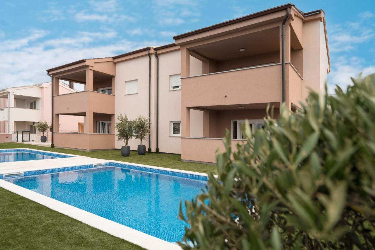 Apartmani Villa Ruby Linardići Esterno foto