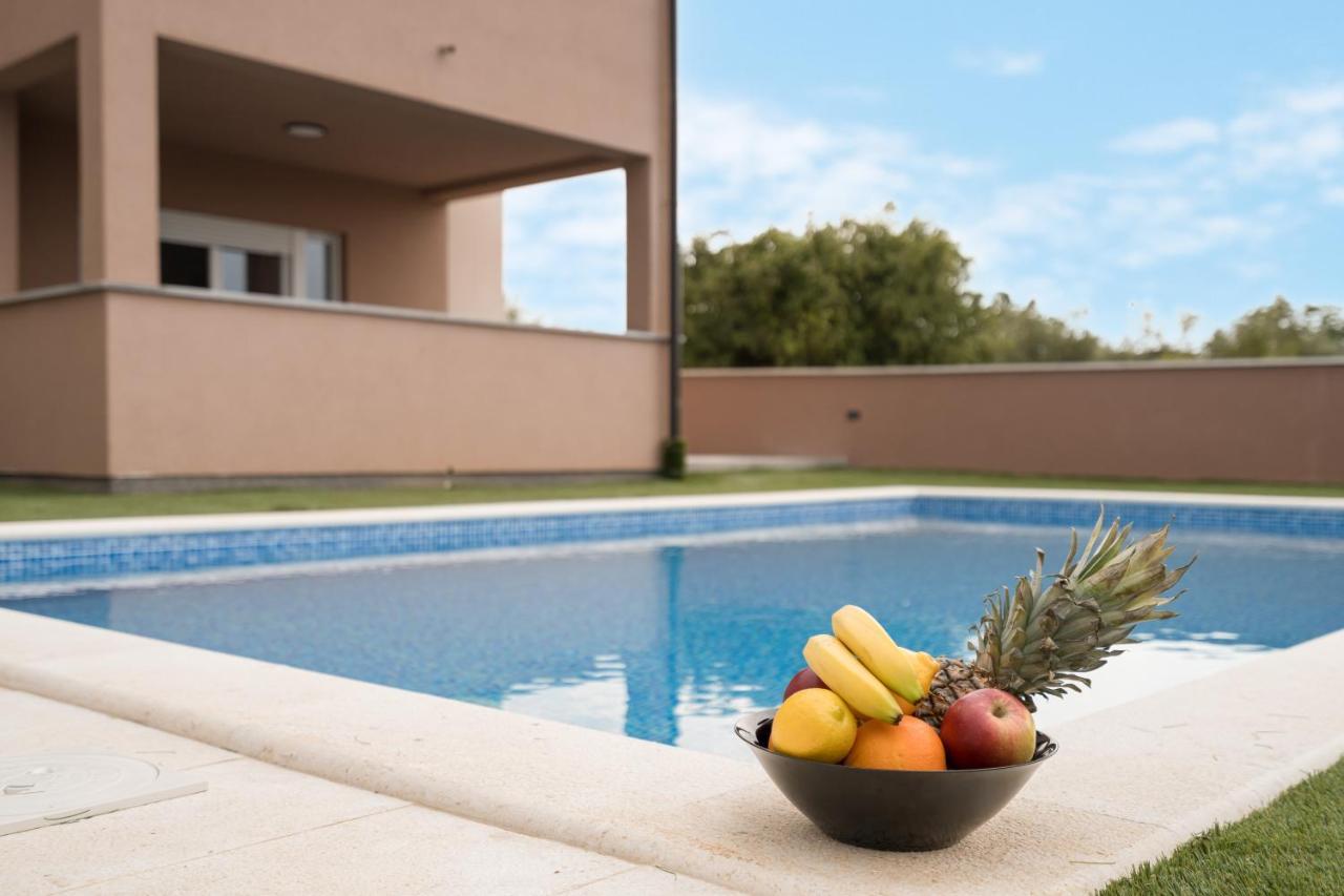 Apartmani Villa Ruby Linardići Esterno foto